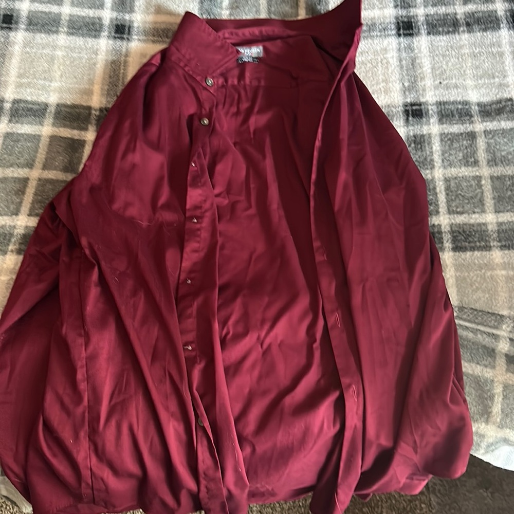 Van Heusen maroon button up dress shirt